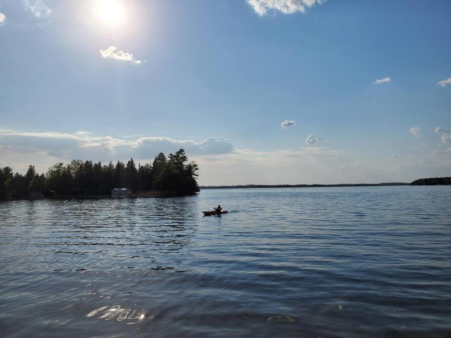 Fun Place With A Sandy Beach For Swimming, Boating, And Fishing, Featuring 3 Available Cabins Fenelon Falls Экстерьер фото