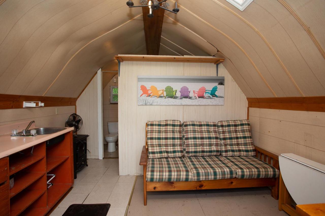 Fun Place With A Sandy Beach For Swimming, Boating, And Fishing, Featuring 3 Available Cabins Fenelon Falls Экстерьер фото
