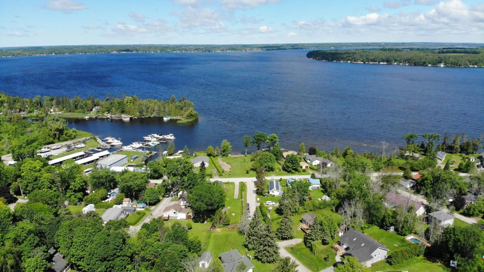 Fun Place With A Sandy Beach For Swimming, Boating, And Fishing, Featuring 3 Available Cabins Fenelon Falls Экстерьер фото