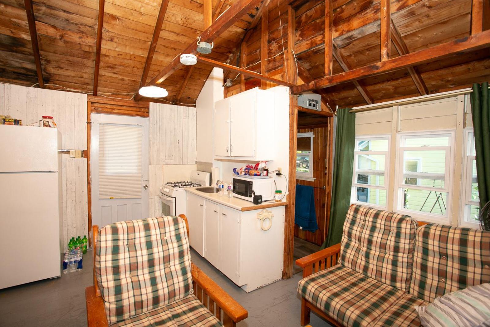 Fun Place With A Sandy Beach For Swimming, Boating, And Fishing, Featuring 3 Available Cabins Fenelon Falls Экстерьер фото